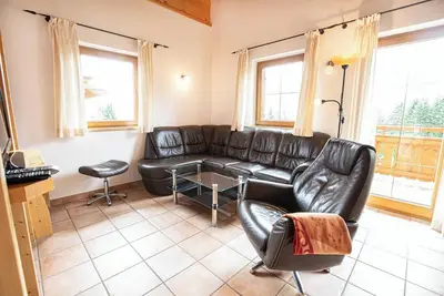 Image de Alpine hut with breathtaking mountain views and proximity to the lift in the Zil