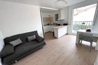 Image de Charmant T2 rénové avec balcon, parking privé, à 2 pas des plages de Capbreton pour 4 personnes