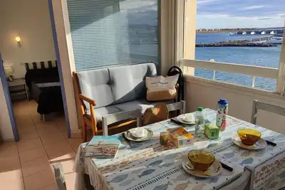 Image de Gruissan: T2 Spacieux 4/5 Pers, Proche Plage Grazel, Parking Privé