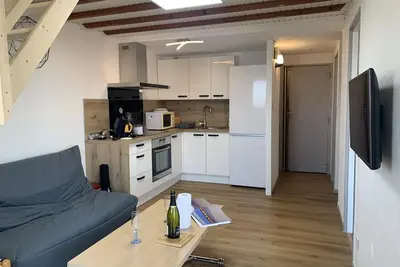 Image de Gruissan - T2 Mezzanine Climatisé Proche Plage - 5/6 Pers - Parking Privé - Tout Équipé