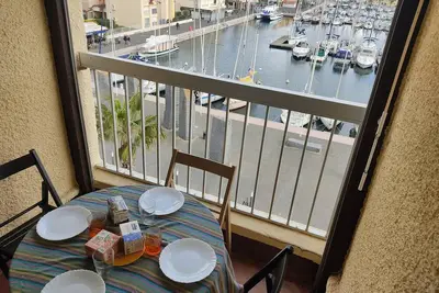 Image de Gruissan: T2 Cabine, Piscine, Parking, Centre, 4/5 pers, Petit Budget