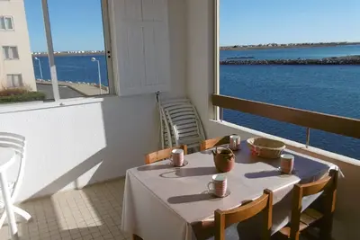 Image de T2 Confortable - 4/5 Pers - Proche Plage Grazel - Parking Privé