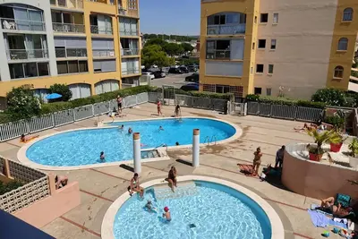 Image de Appartement T2 moderne avec piscines, garage et proche plage - Gruissan