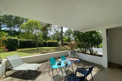 Image de Confort lumineux à 400m de la plage avec terrasse & équipements modernes