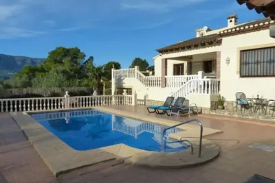Image de Villa à Alcalali pour 4 personnes avec piscine privée