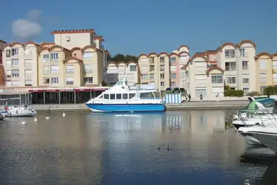 Image de T2 Confort Centre Port 4 Pers - Clim - Parking - Ascenseur