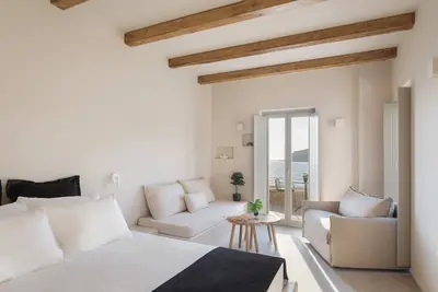 Image de Deluxe Family Suite by Yerma Suites Limeni