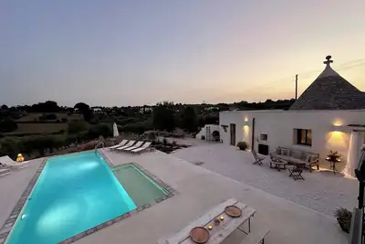 Image de Trullo Uccello - 3 bed with pool, air-con, large pool and stunning sunsets!