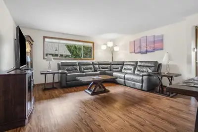 Image de Cascadia Lounge: Cozy Olympia Oasis w/ Sauna