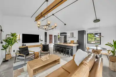 Image de Adults Only Zion Escape: New Vacation Rental #3