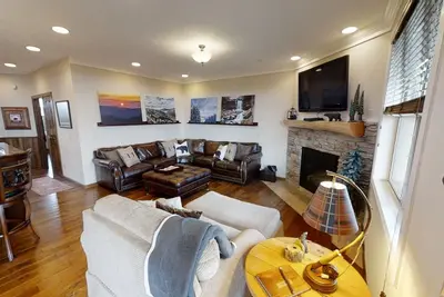 Image de Lavish 4br Mountain Retreat by RedAwning