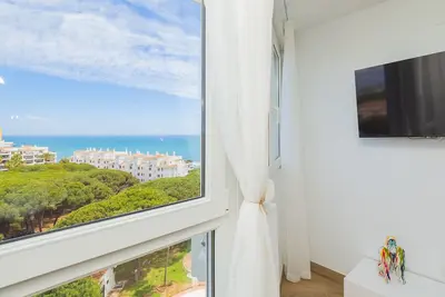 Image de Cubo's Estudio Algaida Calahonda Beach / accès à la plage / wifi gratuit / air conditionné
