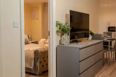Image de Cosy 1 Bedroom-Appartement-Patio-Salle de bain privée