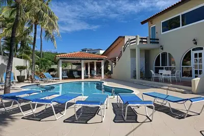 Image de Villa Main House, Close to the Beach, Snorkeling, Family Oriented, Private