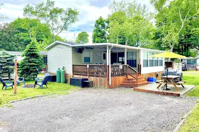 Image de Beautiful Beach Home at Sherkston Shores Port Colborne