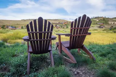 Image de Cozy Granby Escape: Ski, Hike & Relax