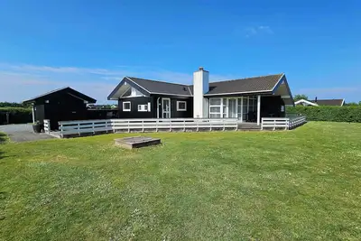 Image de Cozy and modern holiday home with all equipment