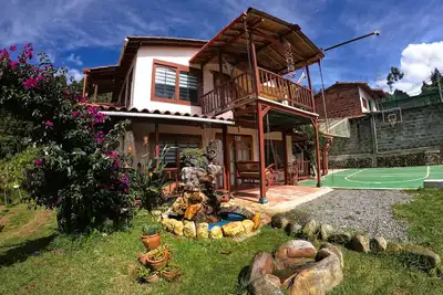 Image de Beautiful country house near La Brizuela waterfall.