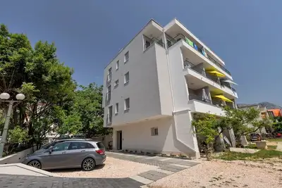 Appartement d'une chambre avec le balcon Tucepi, Makarska (A-23256-d)