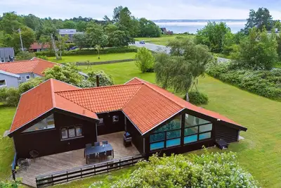 Image de \"Hermund\" - 100m from the sea by Interhome