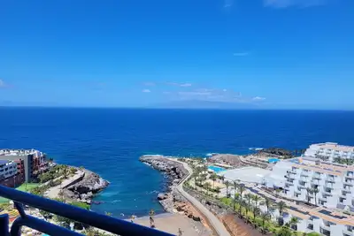 Image de Apartment am Strand mit Meerblick, Balkon in Playa Paraiso Teneriffa neu Renovie