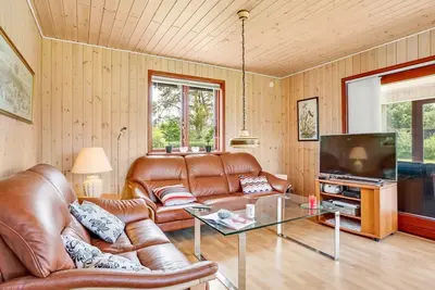 Image de \"Lodden\" - 600m from the sea by Interhome