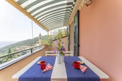 Merveilleuse maison de vacances pour 5 personnes avec Wifi, Tv, terrasse et vue panoramique