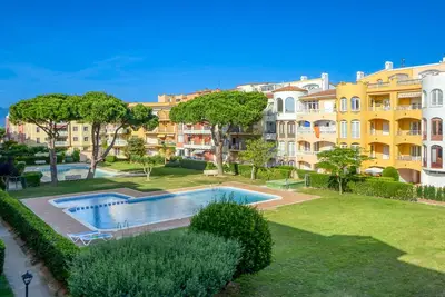 Gran Reserva Flores 4 1 66 Empuriabrava- Barneda