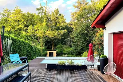 Image de Trés belle Maison Moderne avec Piscine- Bourg Bassussarry Proche Plages et Golfs