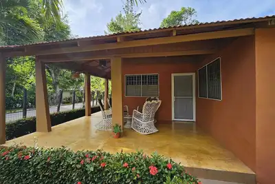 Image de Modern Countryside Villa/4-Bdrm/3 Bath/ Ac/ WiFi/Cable/up to 15 ppl