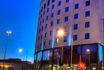 Image de Stylish Comfort Meets Prime Location at Apartment 11 Clarendon Lofts Watford