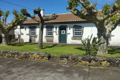 Image de Casa das Vaquinhas, un refuge charmant situé sur la pittoresque île de Terceira.