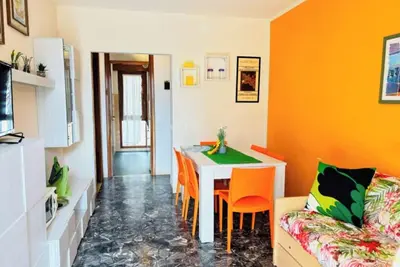 Image de Appartement avec balcon ensoleillé