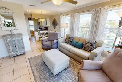 Image de Poolside Villas 308 - 2 Br close to Jetties and Beach