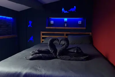 Image de Expérience Romantique - Climatisé - 30 min de la Mer. Idéal couple! !