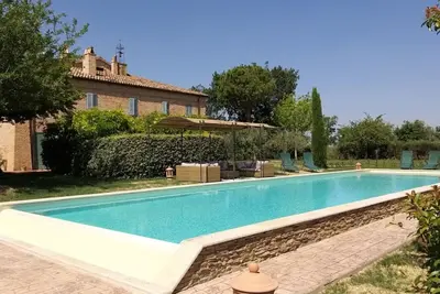 Image de Lavish retreat with private pool & jacuzzi