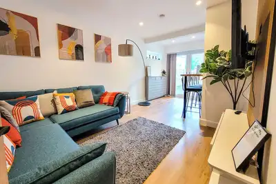 Image de Exquisite 4 Bed 2. 5 Bath Ilford London