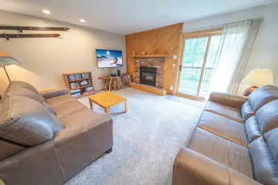 Image de Updated unit with hot tub and amazing views