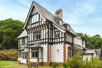 Image de 6 chambres à coucher à Okehampton