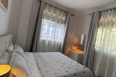 Modern 2br Apt near Accacia and Kololo