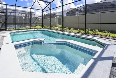 Image de Last Minute Disney Getaway! Private Pool, Hot Tub & Games Room. Book Now! #105279
