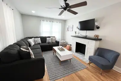 Image de Family Friendly W/ Fenced Yard - Near Downtown Ict