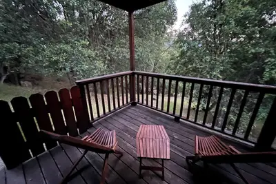 Image de Cozy 2-bedroom cabin with sauna outside of Yosemite