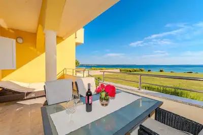 Image de Beachfront | for 2-4 persons | with sea view