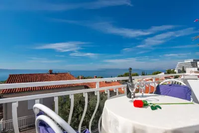 Apartments Lili - Two Bedroom Apartment with Balcony