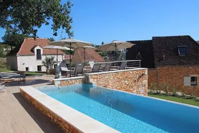 Image de Maison de vacances 'Gite Les Hauts De L'ouysse' avec piscine privée, Wi-Fi et climatisation
