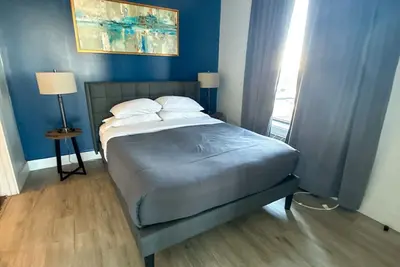 Image de 2br apt close to Ewr 0833