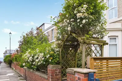 Image de 3 chambres à coucher à Tynemouth