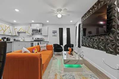 Image de Urban Northeast Houston Entire Home 15 minutes from Downtown with Free Parking