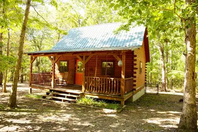Image de Cabin in the Woods | Hot Tub, Fire Pit, Bbq